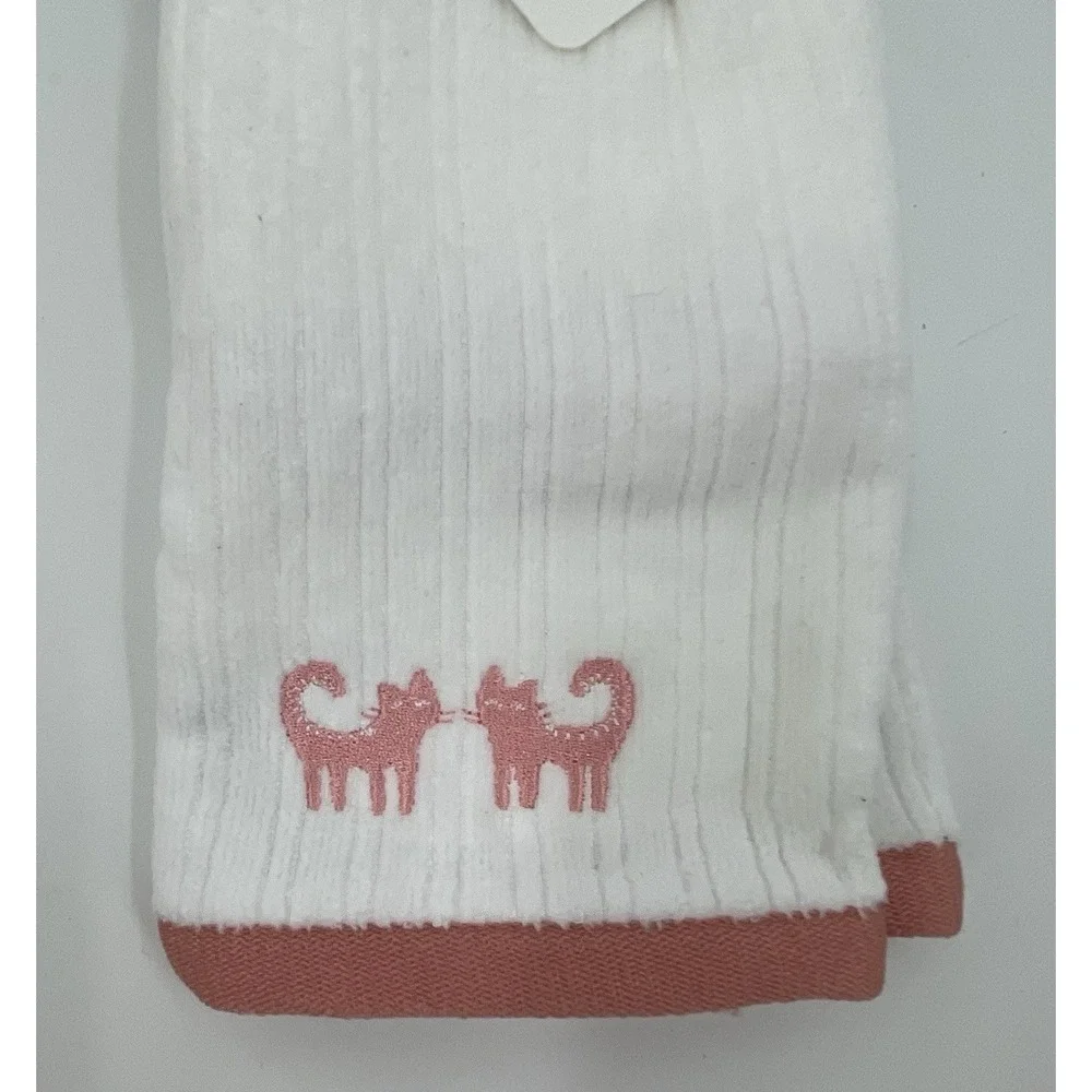 Envogue White Set of 2 Velour Tip Towels Embroidered Pink Coral Cats Kitties NWT